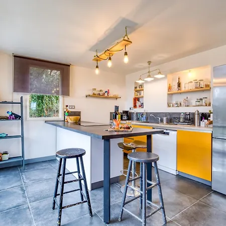 Maison Spacieuse Avec Vue Degagee *