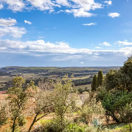 Maison Spacieuse Avec Vue Degagee