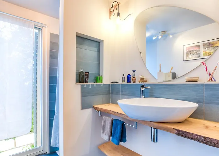 Maison Spacieuse Avec Vue Degagee فيلة Roquessels