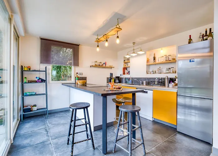 Maison Spacieuse Avec Vue Degagee